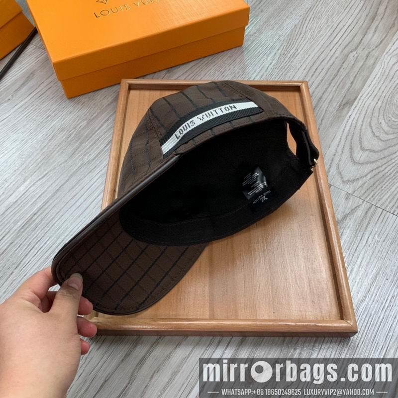 LV Hat dx149