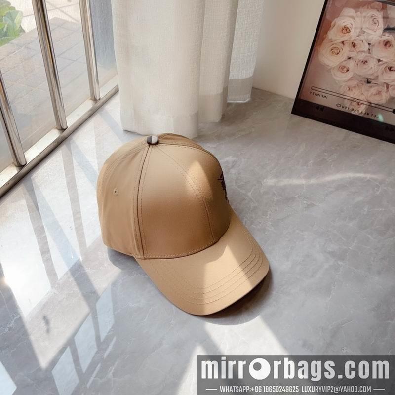 Burberry Hat 041702