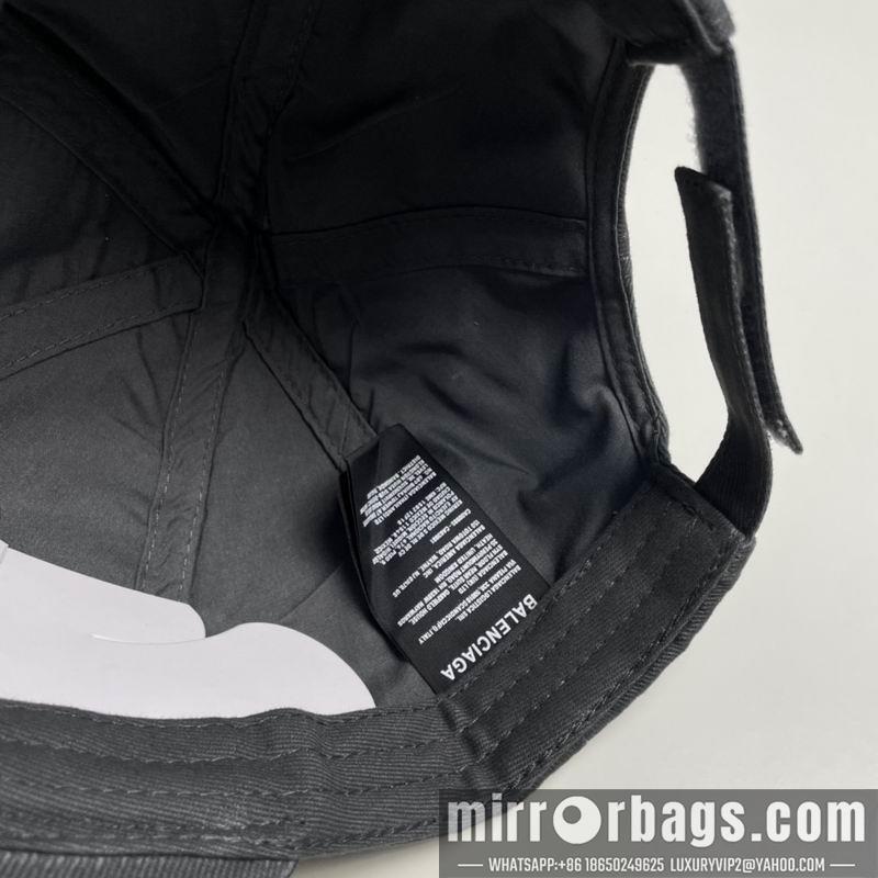 Balenciaga Hat dx57