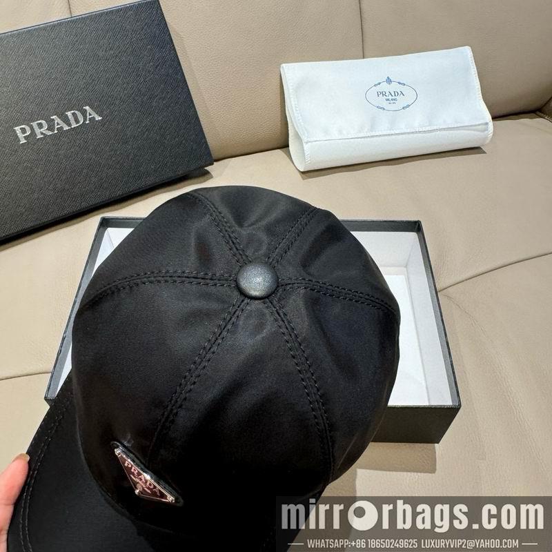 Prada Hat dx71