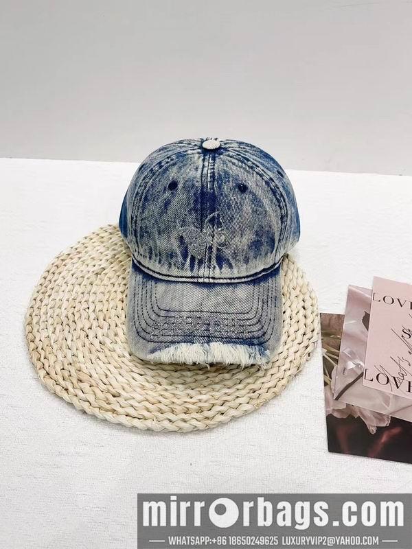 Miumiu Hat 081002
