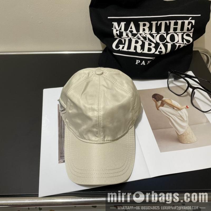Prada Hat dx16