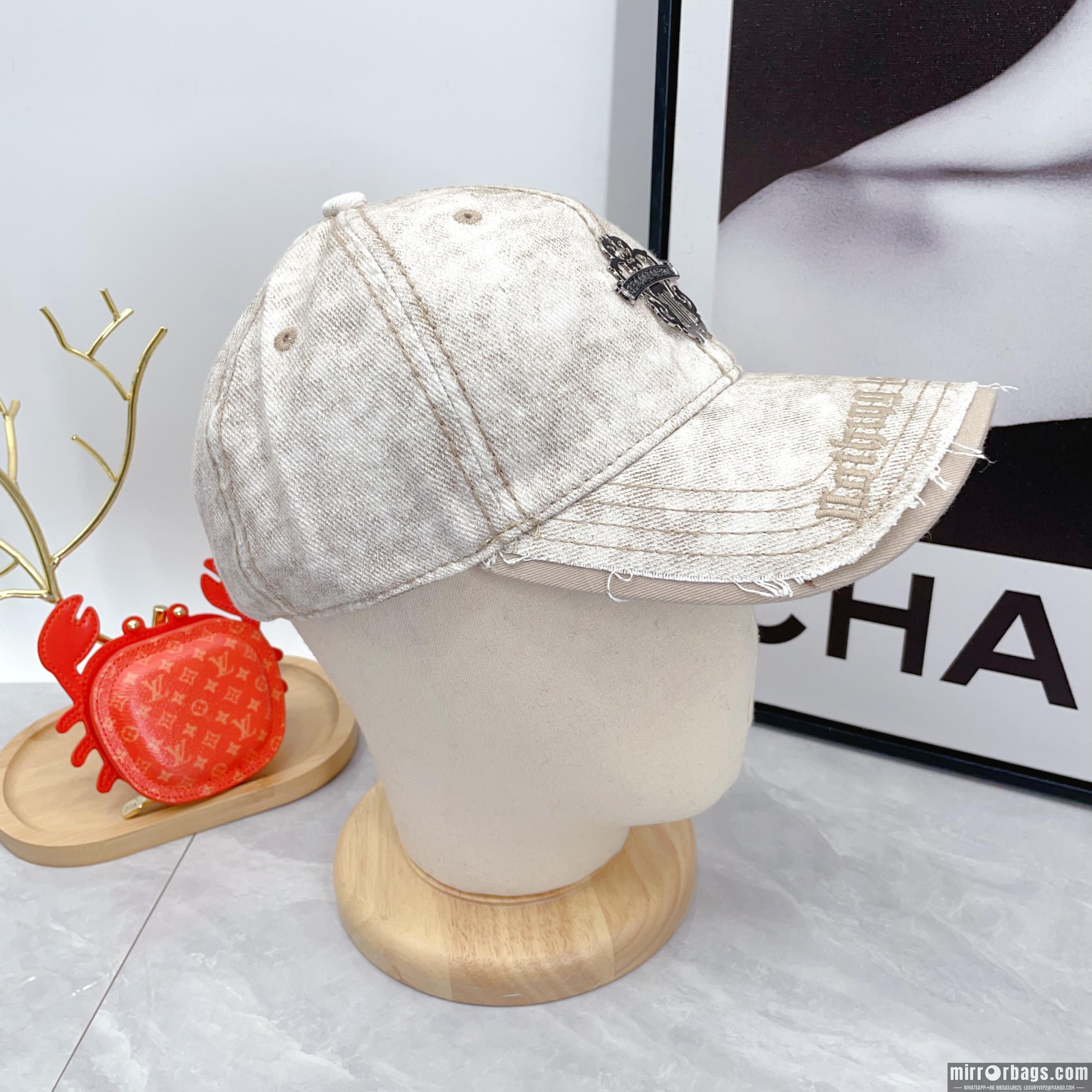 Chrome Hearts Hat dx22