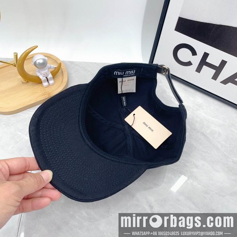 Miumiu Hat dx07