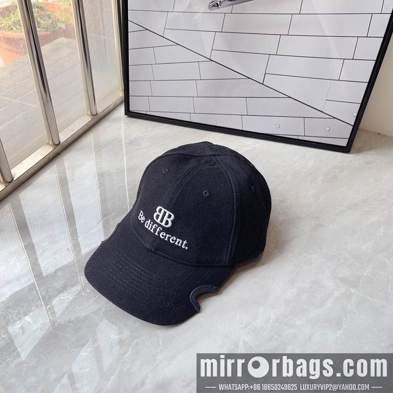 Balenciaga Hat 041703