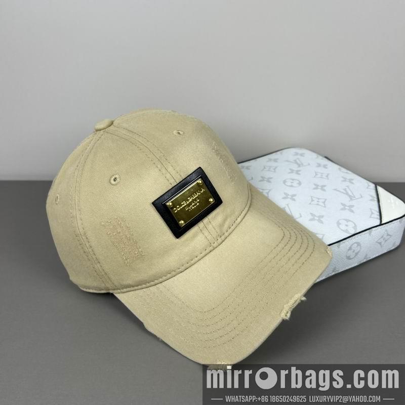 DG Hat dx20