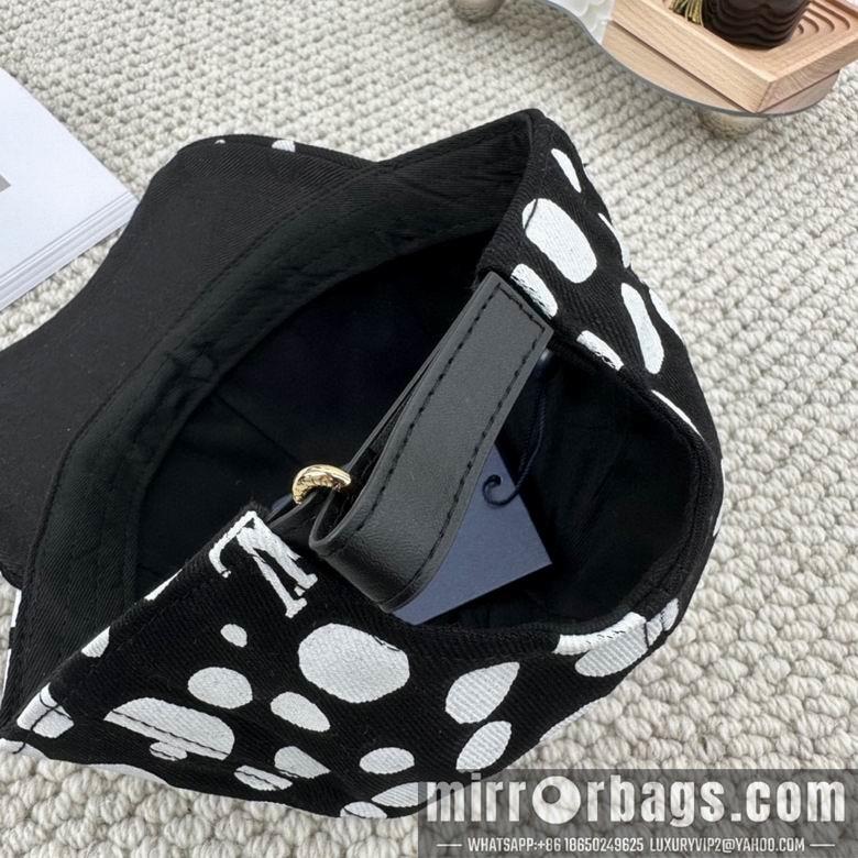 LV Hat dxn22