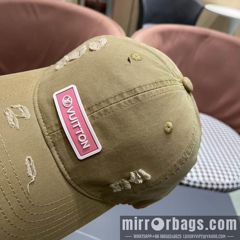 LV Hat 020801