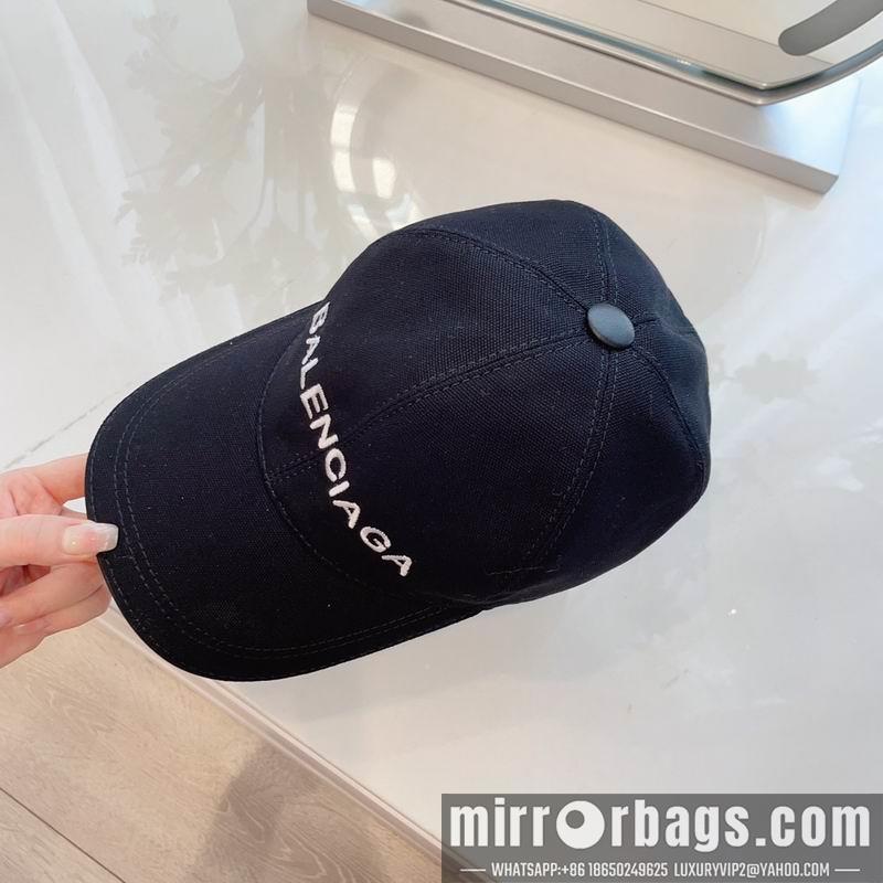 Balenciaga Hat dx61