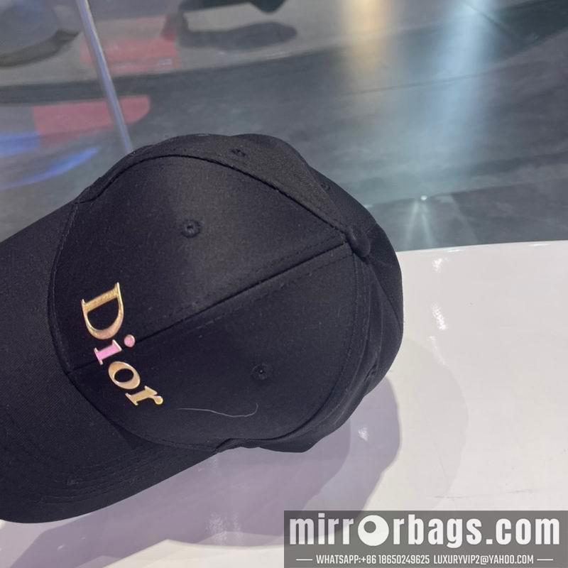Dior Hat 082602
