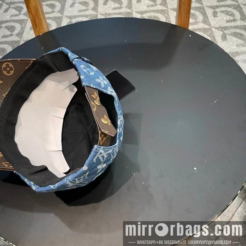 LV Hat 032002