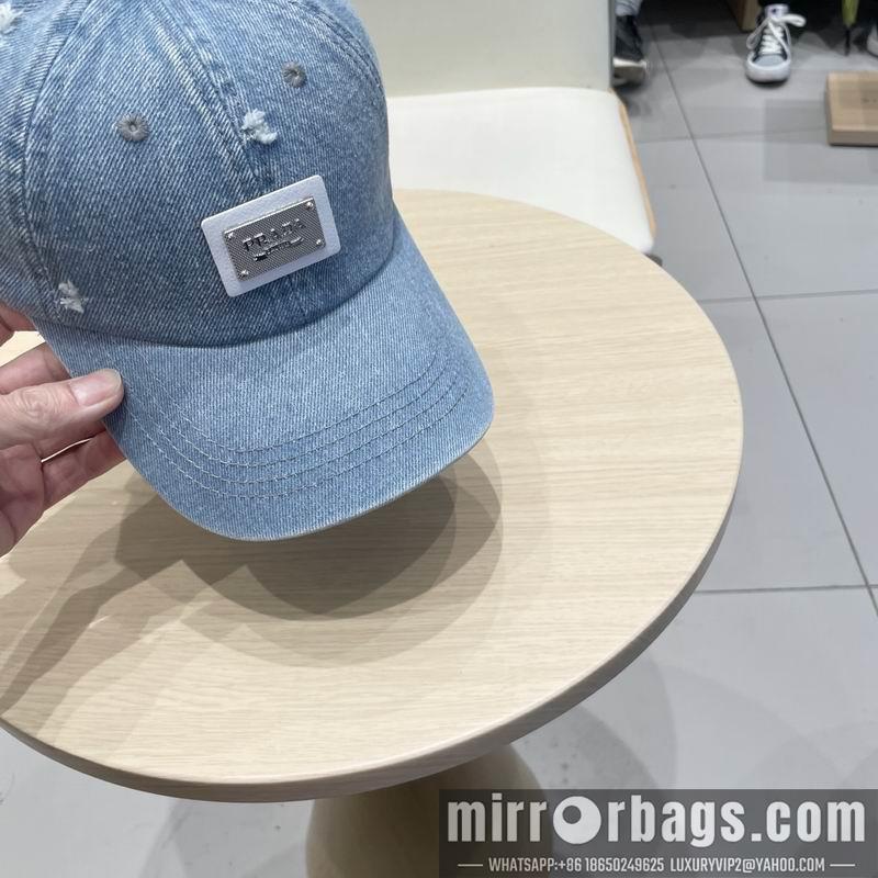Prada Hat 040201