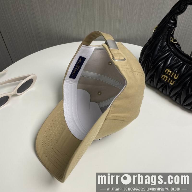 LV Hat 121402