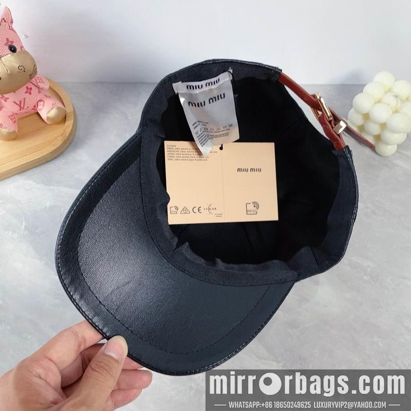 Miumiu Hat dx73
