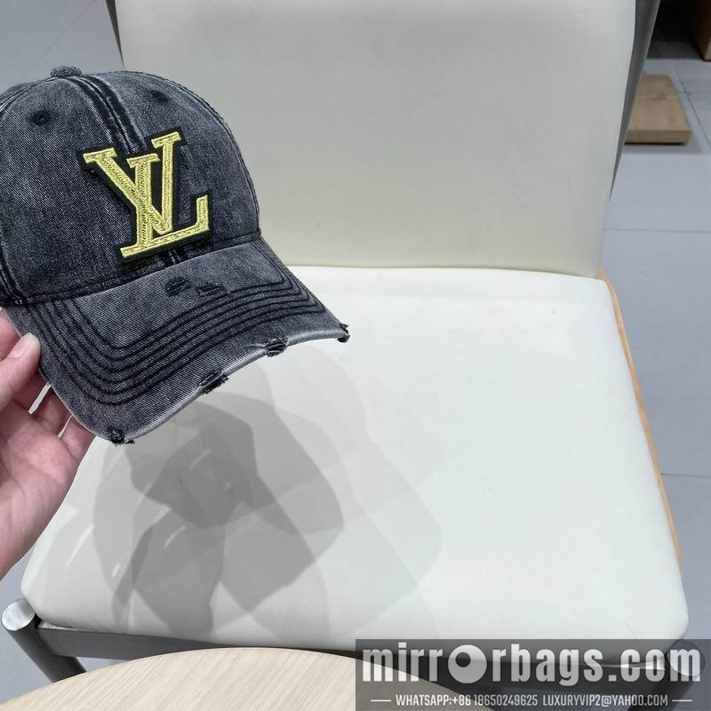 LV Hat 010903