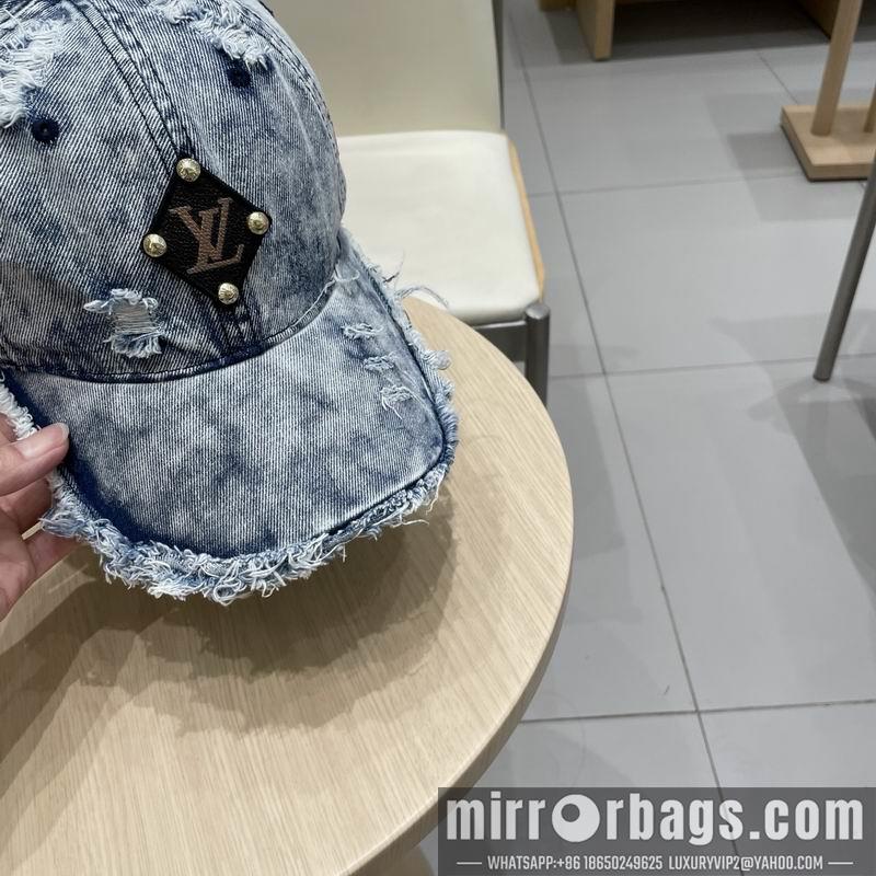 LV Hat 030953