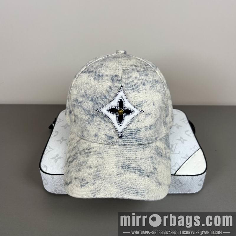 LV Hat dx17