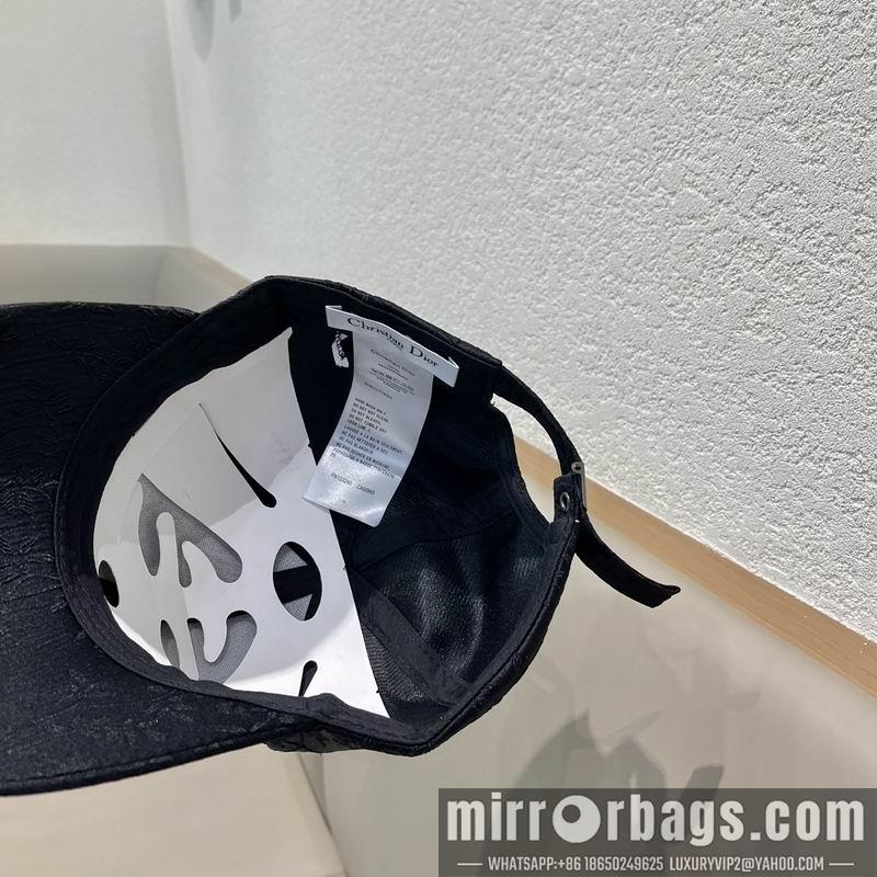 Dior Hat 041701