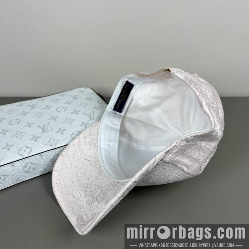 LV Hat dx47