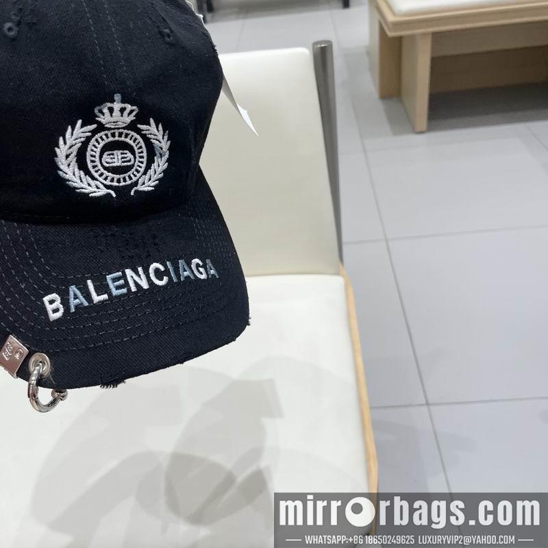 Balenciaga Hat 032001