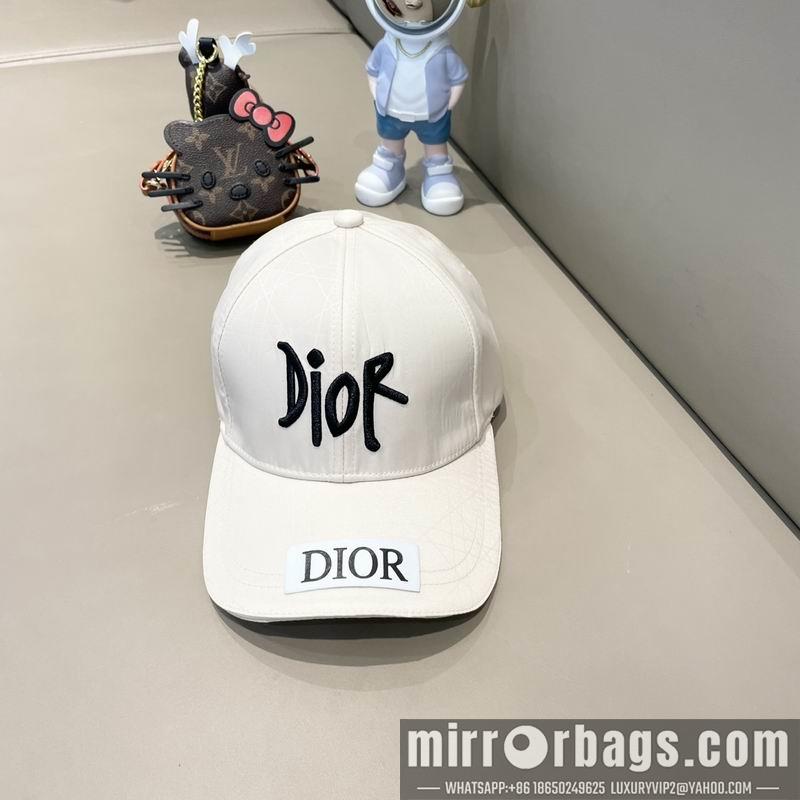 Dior Hat 072801