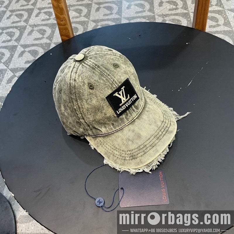 LV Hat 030982