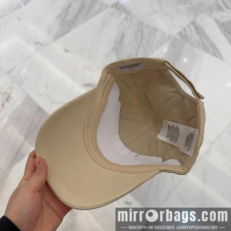 Balenciaga Hat dx70