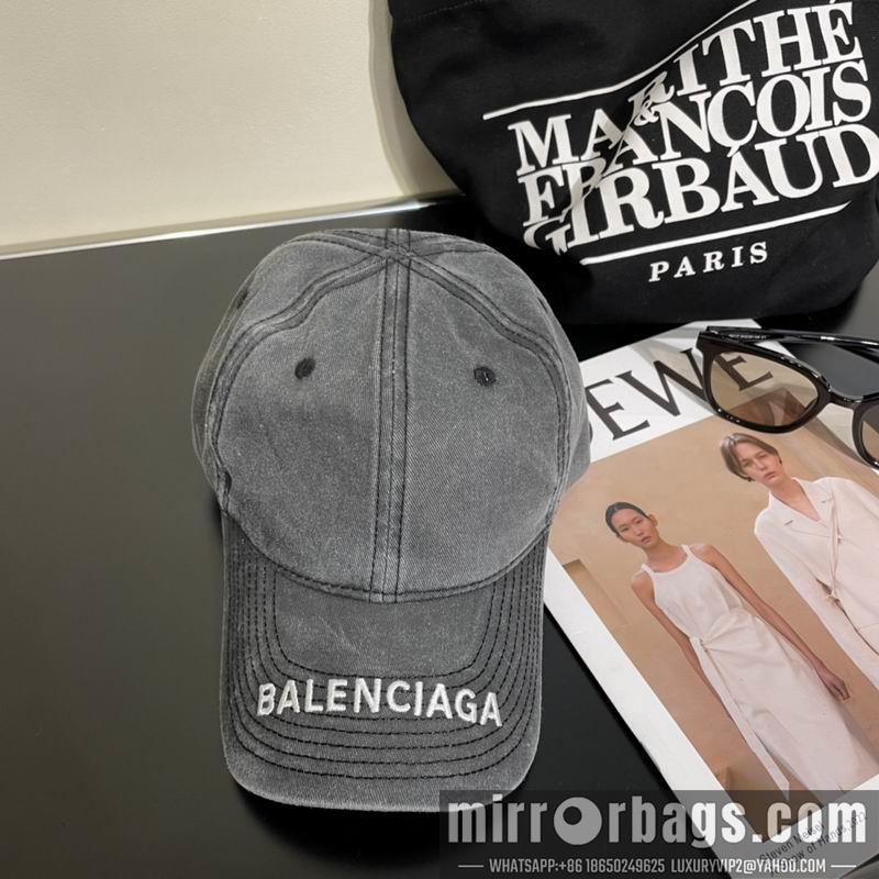 Balenciaga Hat 042601