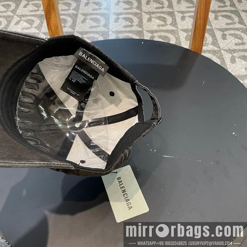 Balenciaga Hat 072303