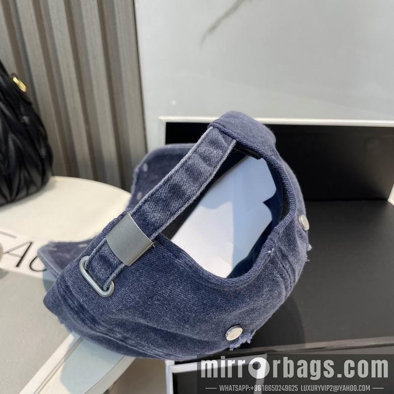 Prada Hat 040202