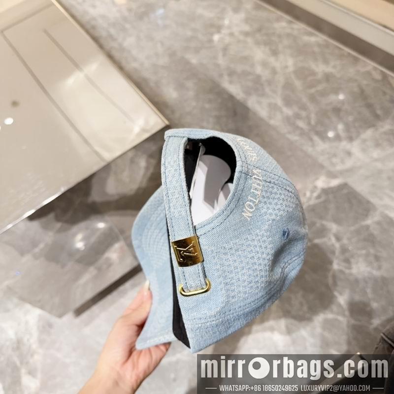 LV Hat 072804