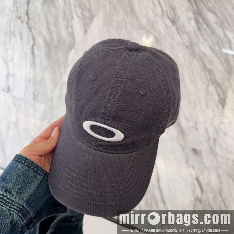 Balenciaga Hat dx51