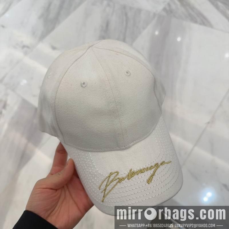 Balenciaga Hat dx69