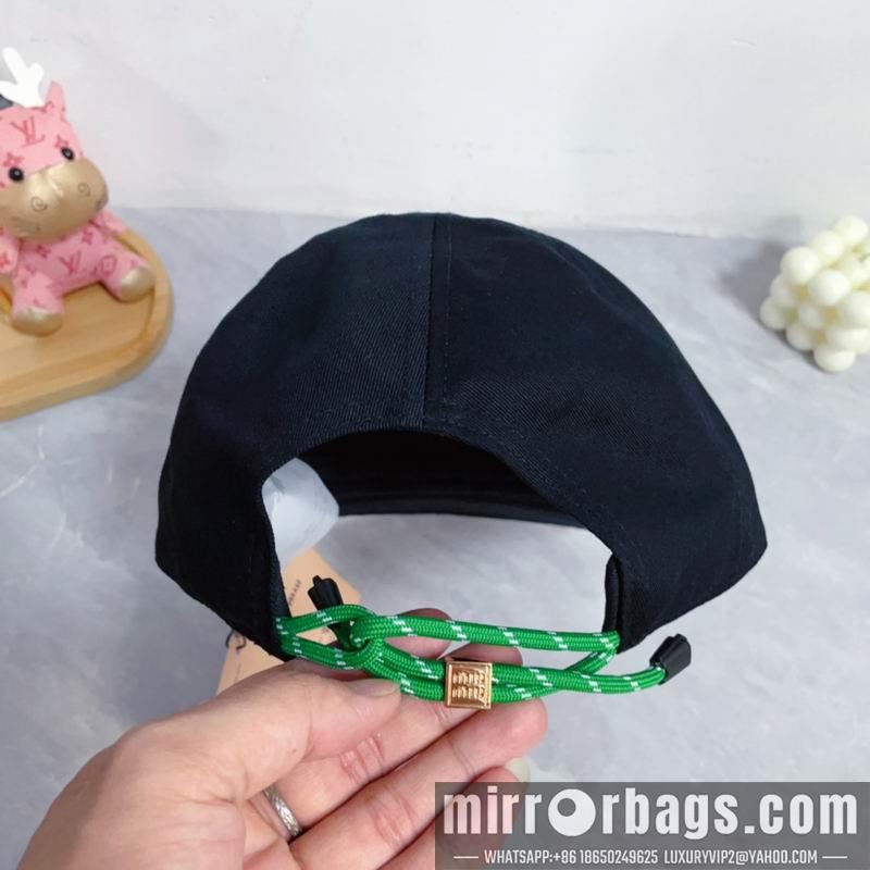 Miumiu Hat dx30