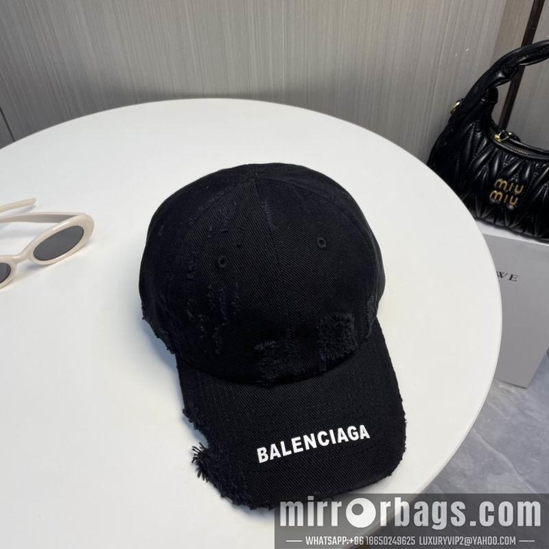 Balenciaga Hat 100702