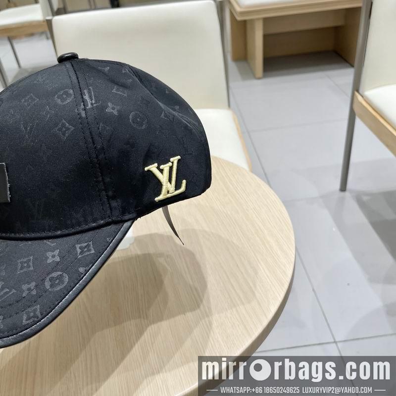 LV Hat 030701