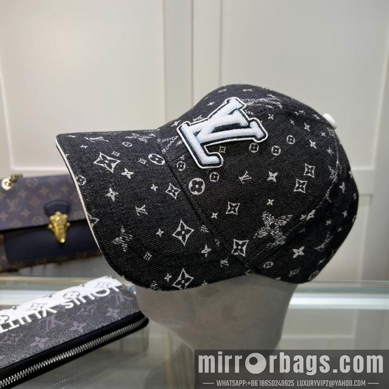 LV Hat dx16