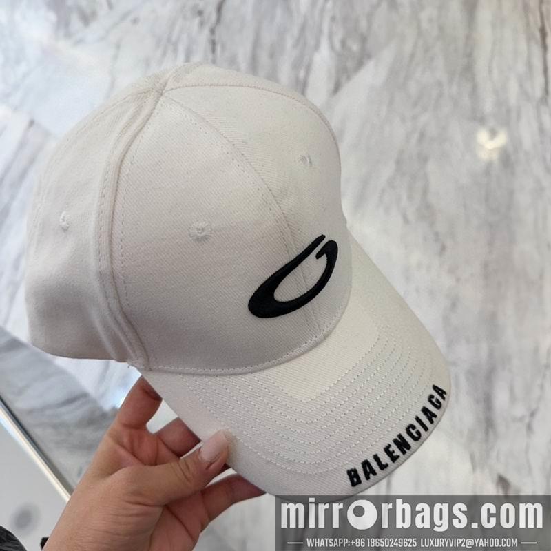 Balenciaga Hat dx52