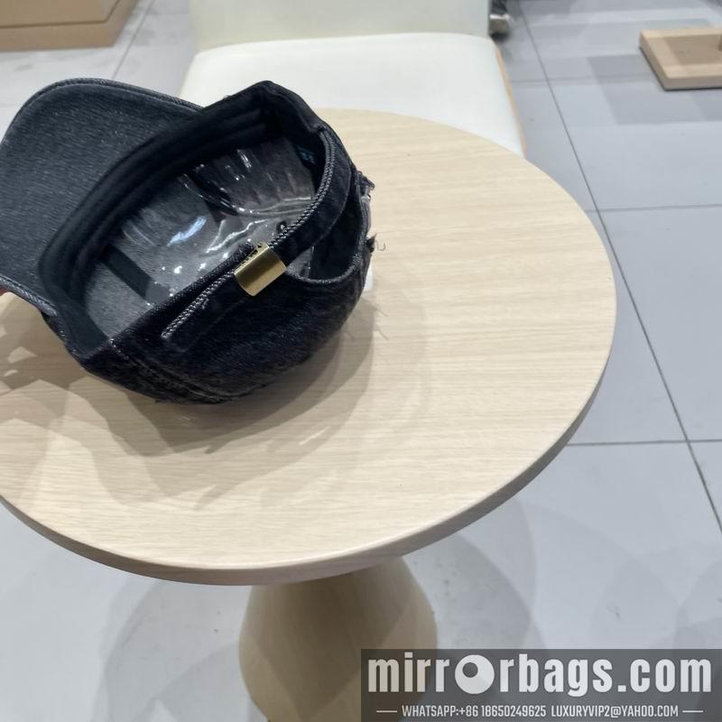 Prada Hat 040201