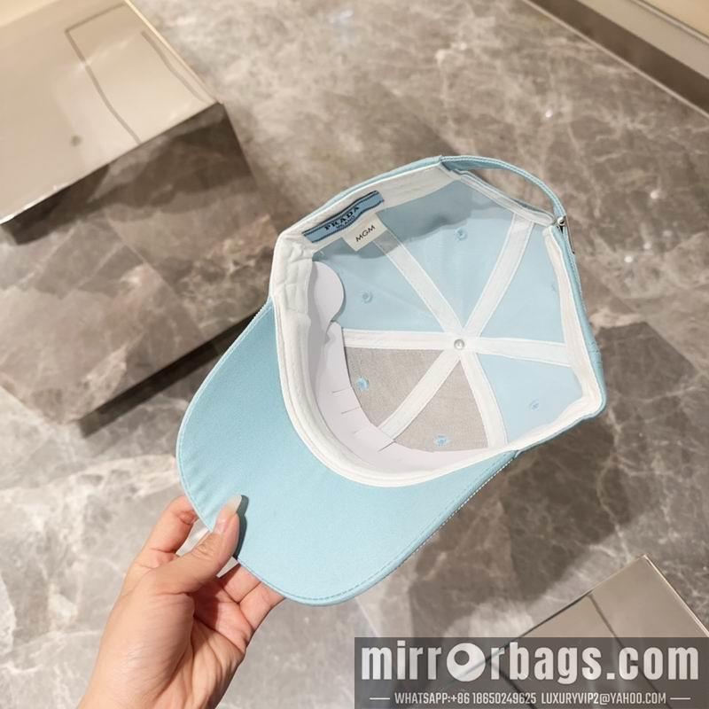 Prada Hat 041702