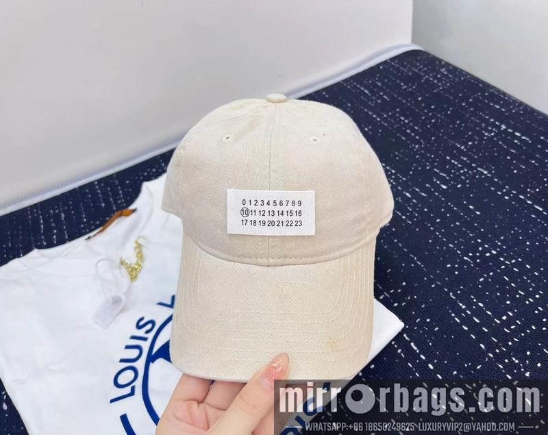 Margiela Hat dx01