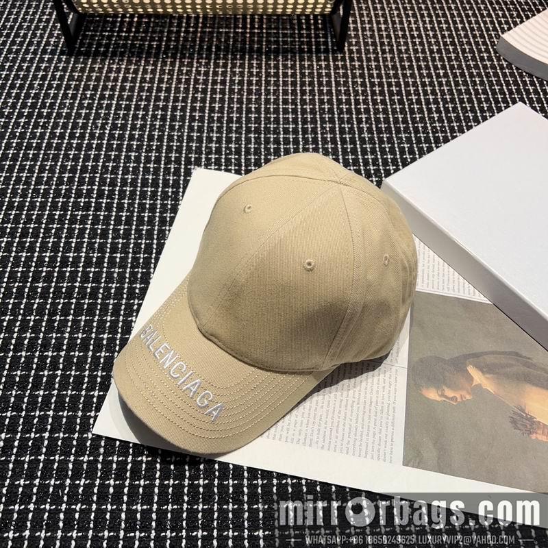 Balenciaga Hat dx12