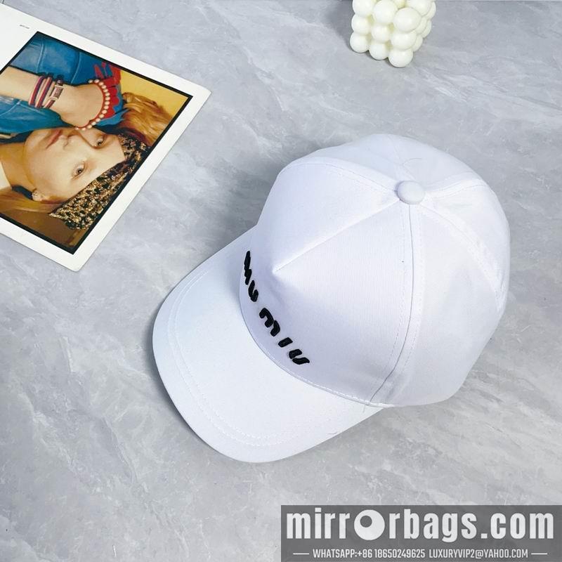 Miumiu Hat dx45