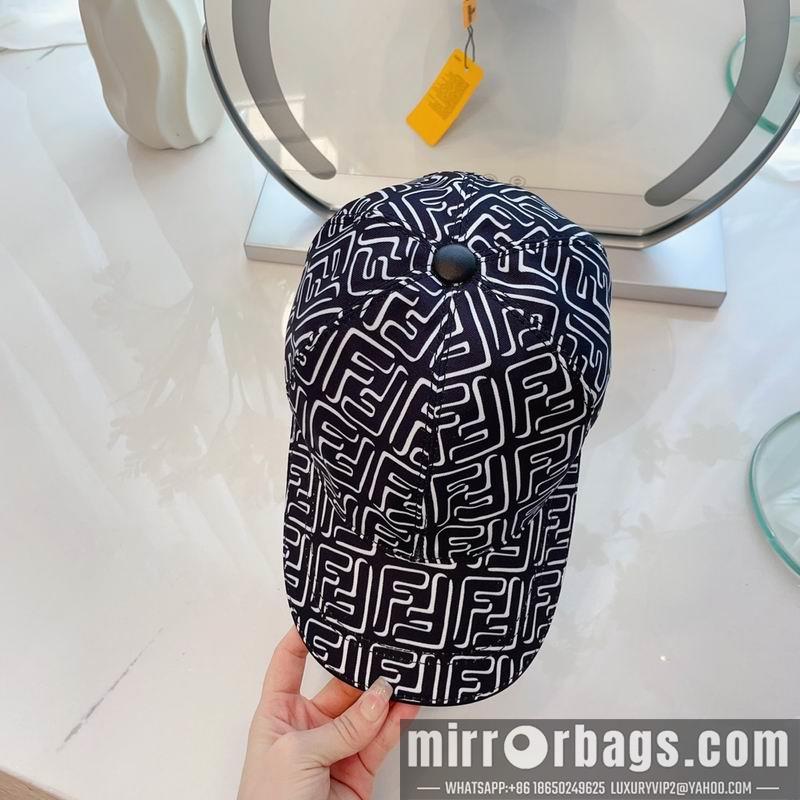 Fendi Hat dx31