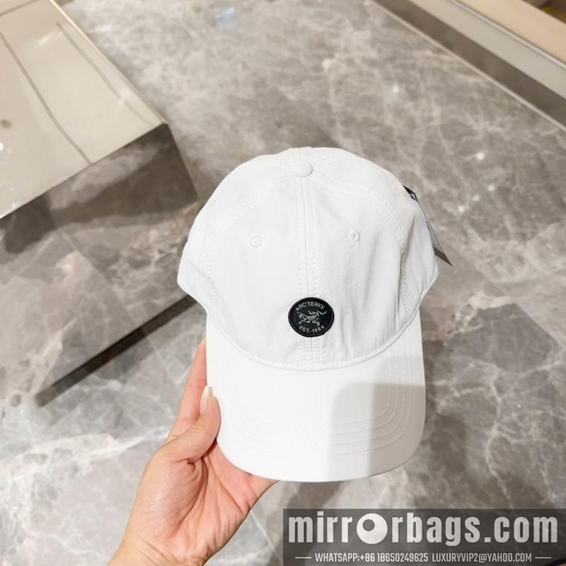 Arcteryx Hat dx10