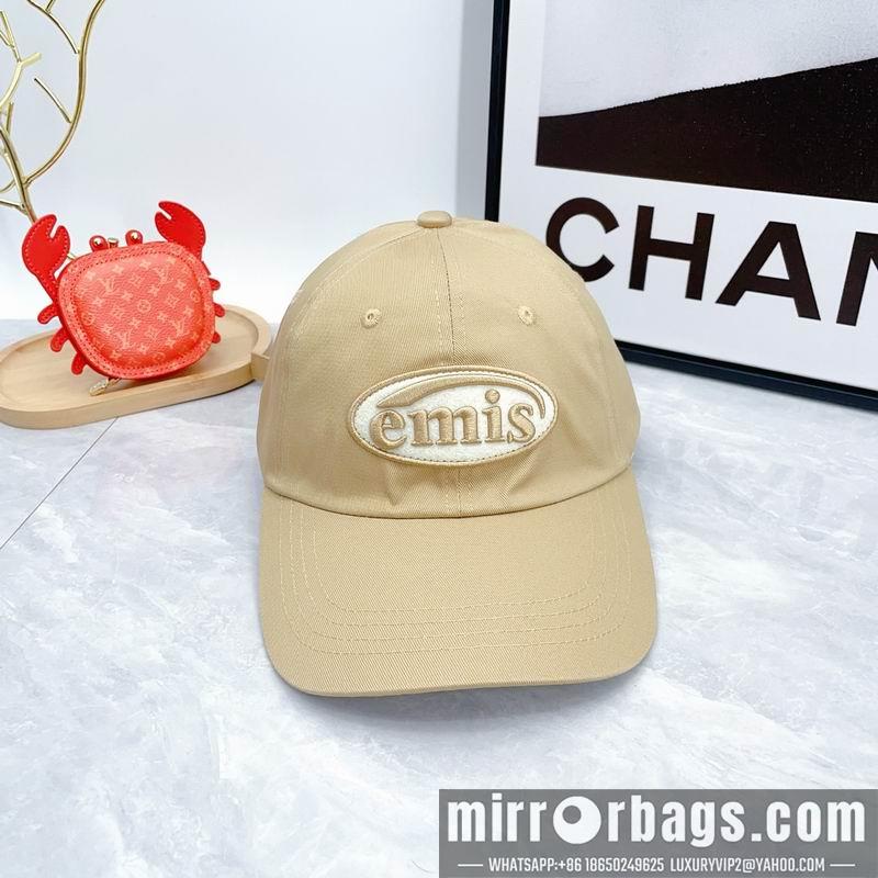 Emis Hat dx04