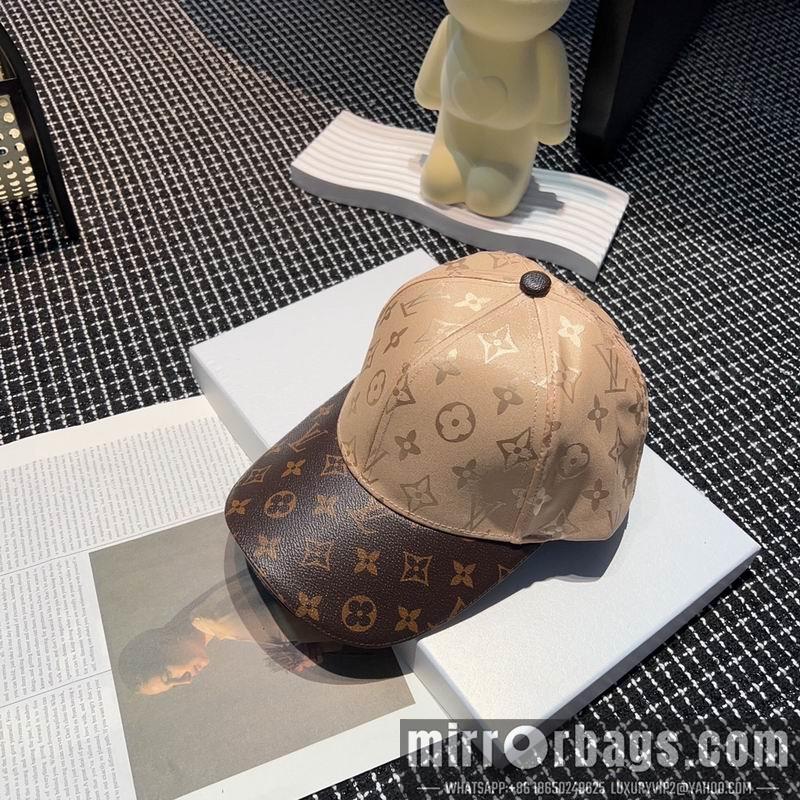 LV Hat 042603