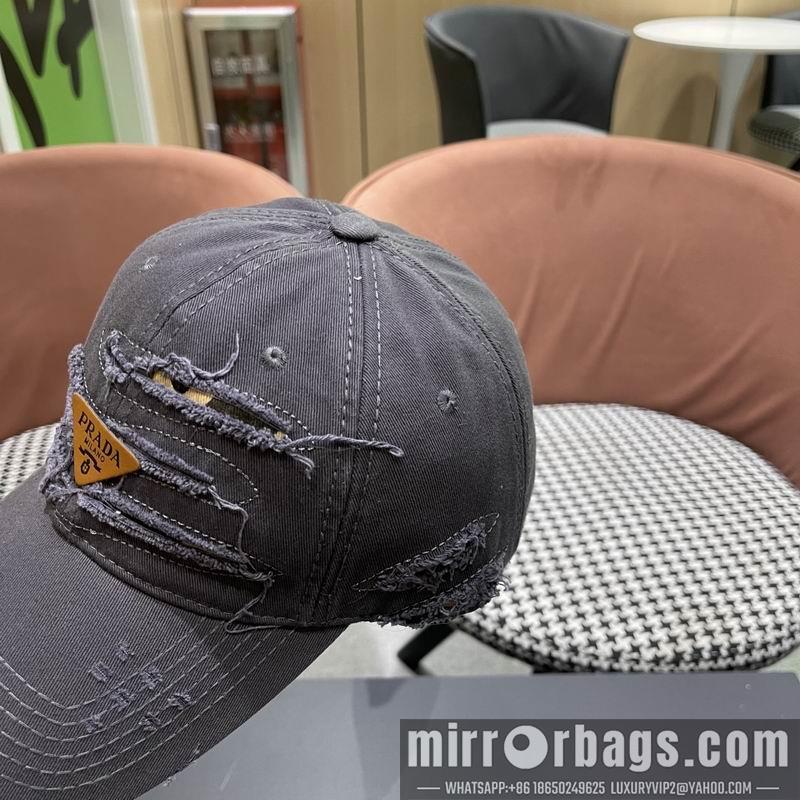 Prada Hat 041402