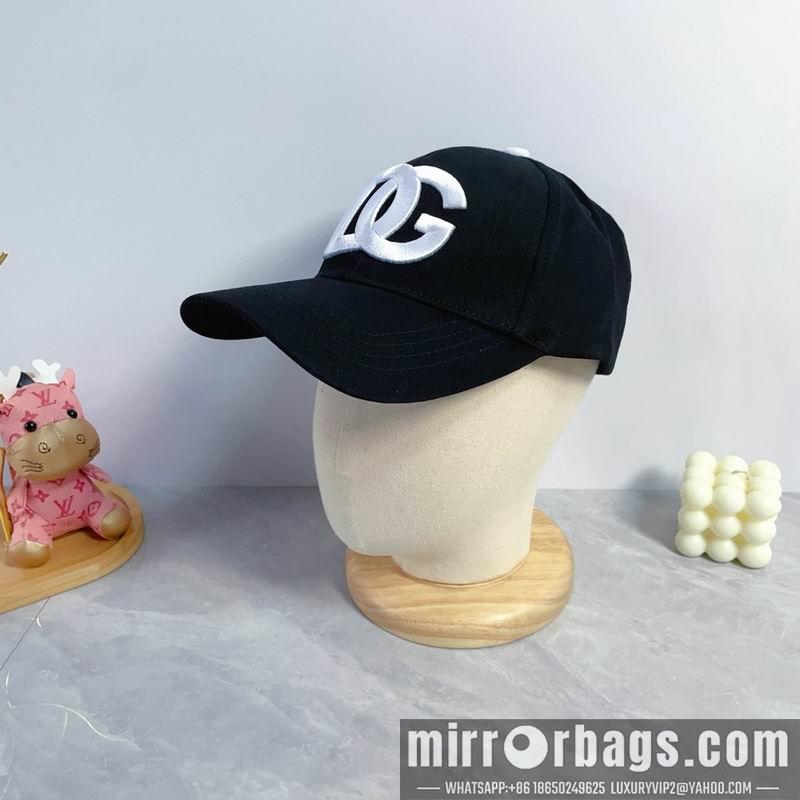 DG Hat dx16