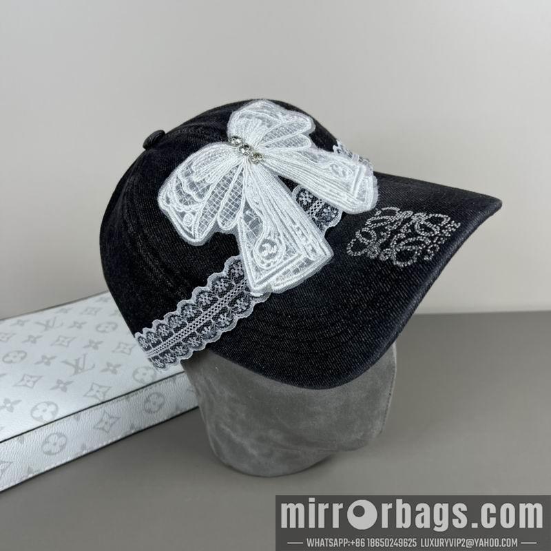 Loewe Hat dx45